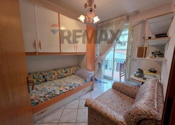 Camera / camera da letto - Four-room apartment via Giuseppe verdi
 
40, Roccalumera - photo 11
