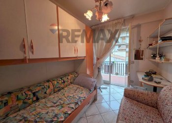 Camera / camera da letto - Four-room apartment via Giuseppe verdi
 
40, Roccalumera - photo 12