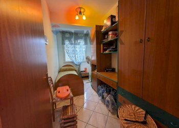 Camera / camera da letto - Four-room apartment via Giuseppe verdi
 
40, Roccalumera - photo 15
