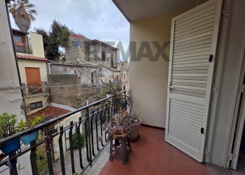 Balcone - Four-room apartment via Giuseppe verdi
 
40, Roccalumera - photo 28