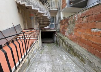 Scale - Four-room apartment via Giuseppe verdi
 
40, Roccalumera - photo 39