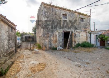 Casa all\'aperto - Rustico via per Canicattini
 
250, Canicattini Bagni - foto 4