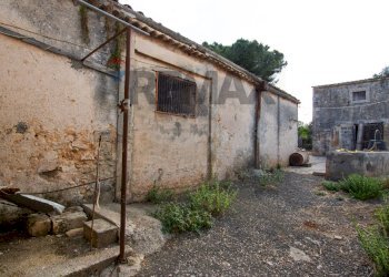 Casa all\'aperto - Rustico via per Canicattini
 
250, Canicattini Bagni - foto 6