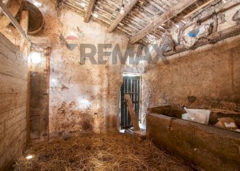 Stanza vuota - Rustico via per Canicattini
 
250, Canicattini Bagni - foto 28