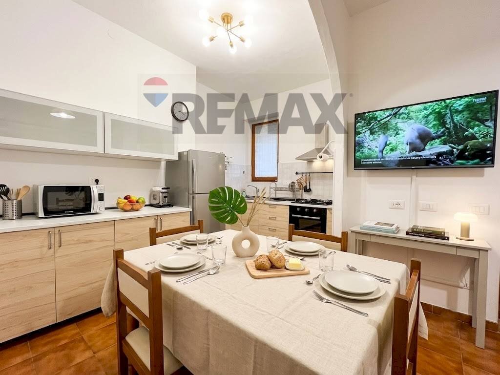 Sala da pranzo - Trilocale via ingegner Porru
 
1, Tonara - foto 1