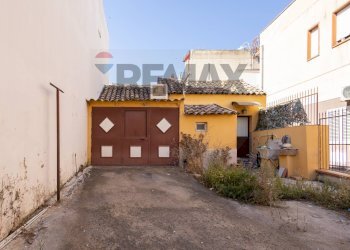Casa all\'aperto - Casa indipendente Via Tenente Platania
 
51, Motta Sant'Anastasia - foto 32