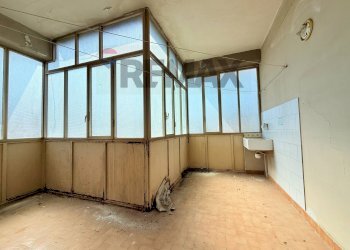 Stanza vuota - Quadrilocale via circumvallazione
 
8, Riposto - foto 31