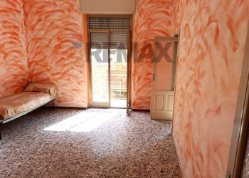 Camera / camera da letto - Two-room apartment via Buglio
 
21, Adrano - photo 9