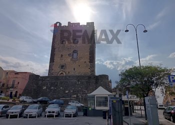 Edificio all\'aperto - Two-room apartment via Buglio
 
21, Adrano - photo 23