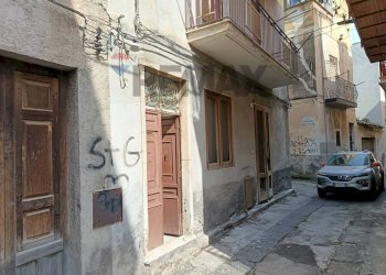 Edificio all\'aperto - Two-room apartment via Buglio
 
21, Adrano - photo 27