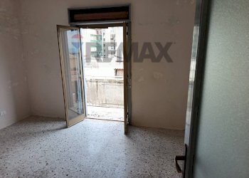 Stanza vuota - Two-room apartment Via Buglio
 
21, Adrano - photo 13