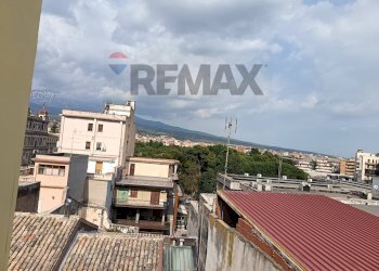 Edificio all\'aperto - Two-room apartment Via Buglio
 
21, Adrano - photo 15