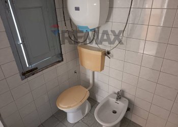 Bagno - Two-room apartment Via Buglio
 
21, Adrano - photo 18