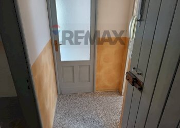 Hall / corridoio - Two-room apartment Via Buglio
 
21, Adrano - photo 19