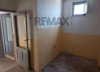 Stanza vuota - Two-room apartment Via Buglio
 
21, Adrano - photo 20