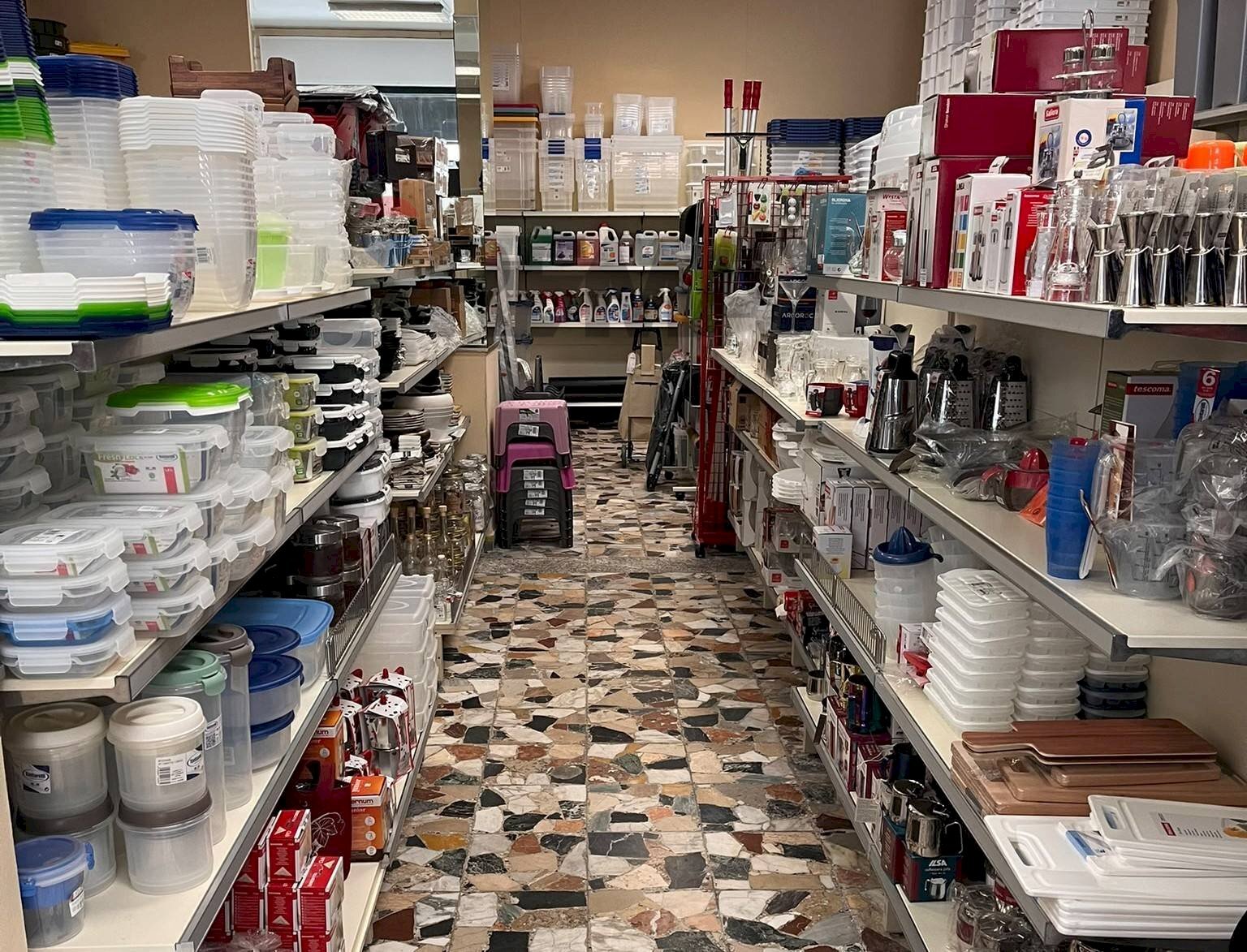 Dispensa di stoccaggio - Negozio via Boiardo
45, Cagliari - foto 3