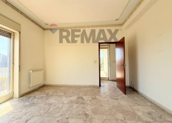 Stanza vuota - Appartamento via circumvallazione
 
8, Riposto - foto 22