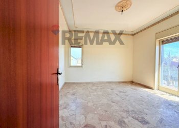 Stanza vuota - Appartamento via circumvallazione
 
8, Riposto - foto 23