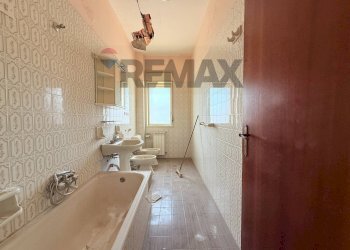 Bagno - Appartamento via circumvallazione
 
8, Riposto - foto 27