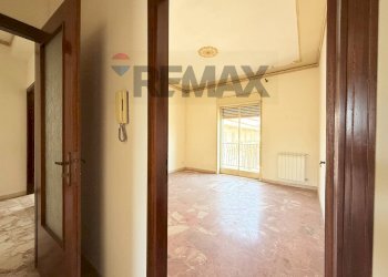 Stanza vuota - Appartamento via circumvallazione
 
8, Riposto - foto 32