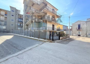 Edificio all\'aperto - Appartamento via circumvallazione
 
8, Riposto - foto 43