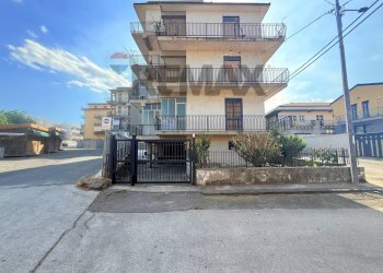 Edificio all\'aperto - Appartamento via circumvallazione
 
8, Riposto - foto 44