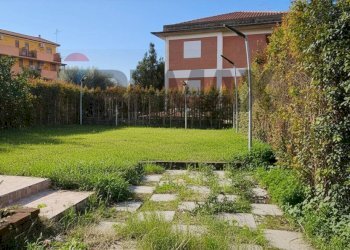 Giardino - Appartamento contrada liberto, Fiumefreddo di Sicilia - foto 1