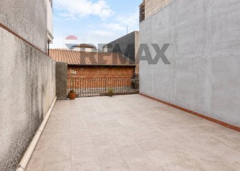 Terrazza - Casa indipendente via Guglielmo Marconi
 
30, Aci Sant'Antonio - foto 19