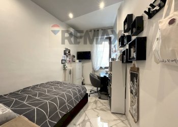 Camera / camera da letto - Four-room apartment Via S.Michele del Carso, 10
10, Pogliano Milanese - photo 9