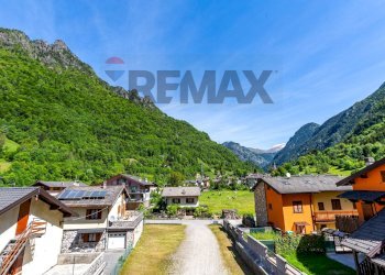 Vista delle montagne - Two-room apartment Via Frage
 
5, Isola di Fondra - photo 4