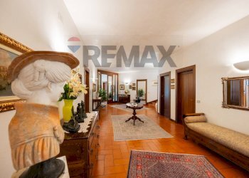 Soggiorno - Casa semi indipendente VIA VITTORIO ALFIERI
10, Porto Mantovano - foto 8