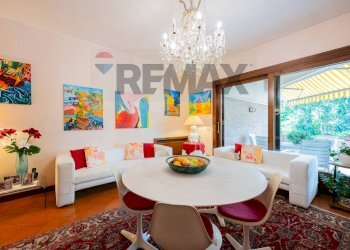 Sala da pranzo - Casa semi indipendente VIA VITTORIO ALFIERI
10, Porto Mantovano - foto 23