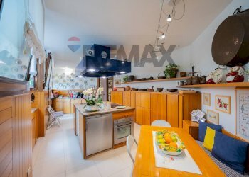 Cucina - Casa semi indipendente VIA VITTORIO ALFIERI
10, Porto Mantovano - foto 26