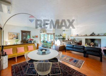 Soggiorno - Casa semi indipendente VIA VITTORIO ALFIERI
10, Porto Mantovano - foto 33