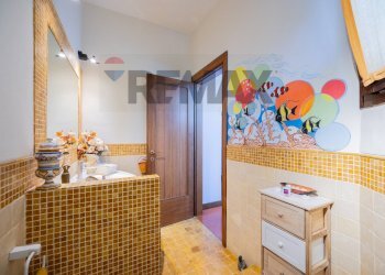 Bagno - Casa semi indipendente VIA VITTORIO ALFIERI
10, Porto Mantovano - foto 45