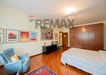 Camera / camera da letto - Casa semi indipendente VIA VITTORIO ALFIERI
10, Porto Mantovano - foto 59