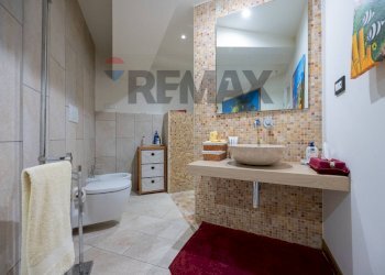 Bagno - Casa semi indipendente VIA VITTORIO ALFIERI
10, Porto Mantovano - foto 75
