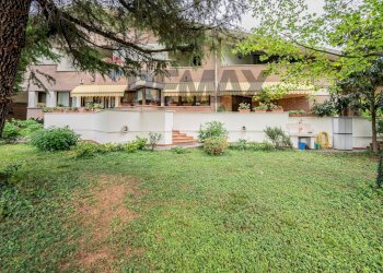 Giardino - Casa semi indipendente VIA VITTORIO ALFIERI
10, Porto Mantovano - foto 96