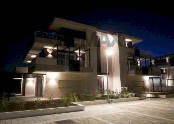 Edificio all\'aperto - Four-room apartment Castelfranco Veneto - photo 23