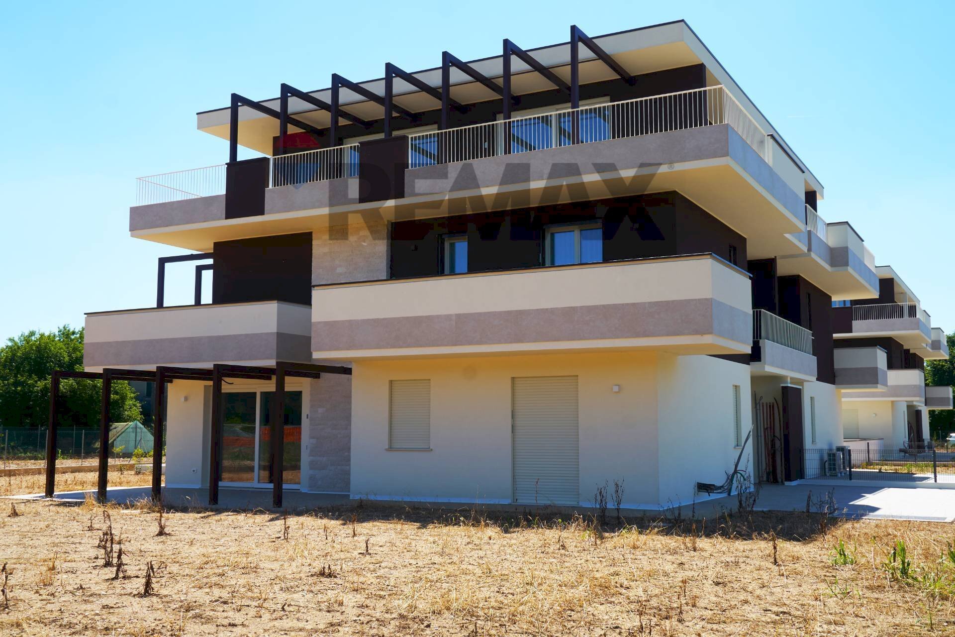 Edificio all\'aperto - Four-room apartment Via Piave
 
56, Castelfranco Veneto - photo 2