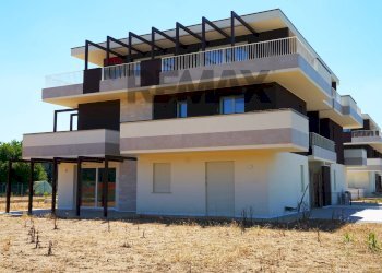 Edificio all\'aperto - Four-room apartment Via Piave
 
56, Castelfranco Veneto - photo 2