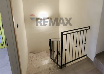 Scale - Appartamento Borgo Mantovano - foto 12