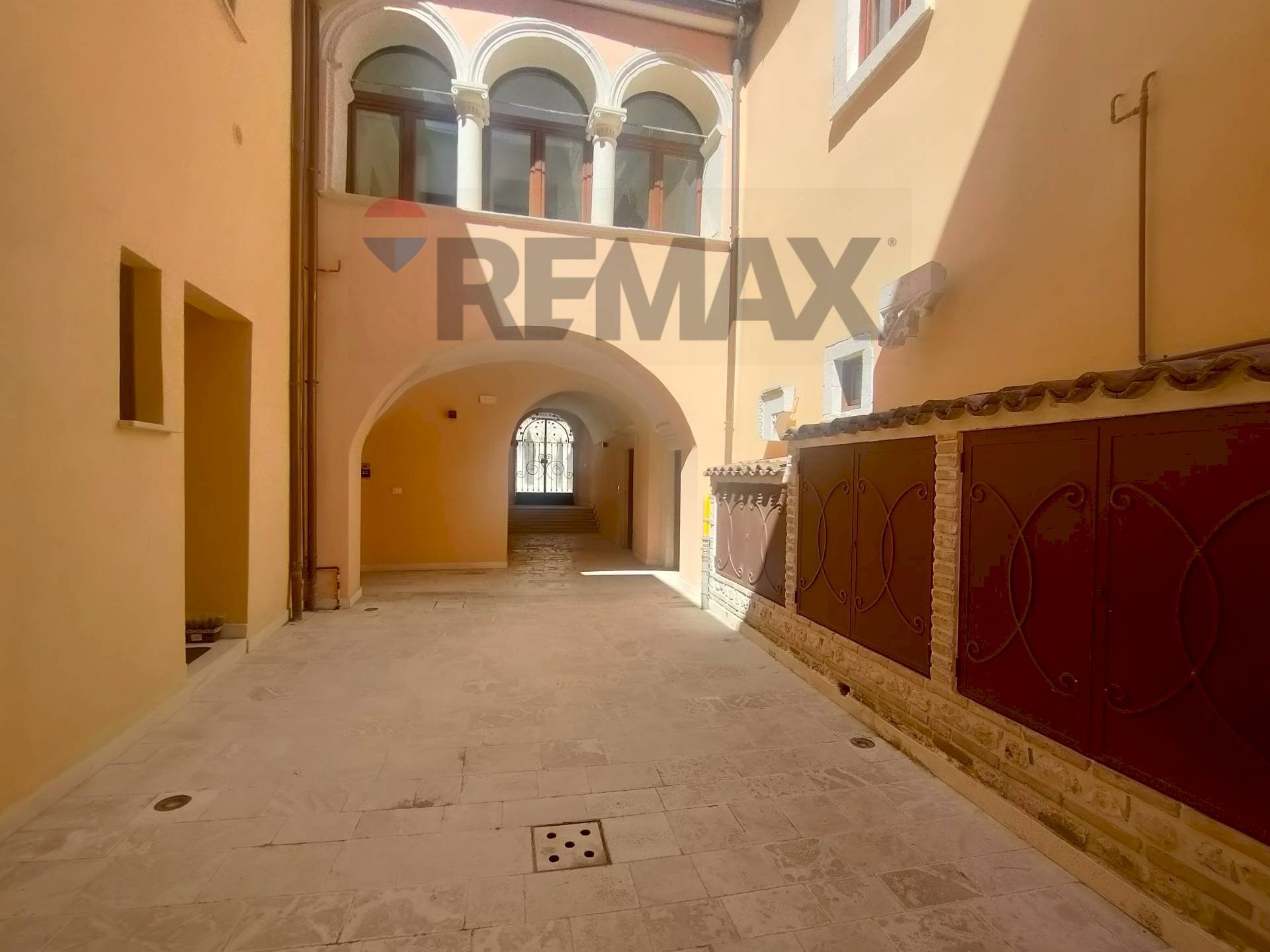 Edificio all\'aperto - Three-room apartment VIa Buccio da Ranallo
 
96, L'Aquila - photo 1