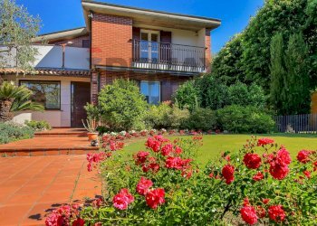 Casa all\'aperto - Villa Don Giovanni Minzoni
 
12, Capriate San Gervasio - photo 4