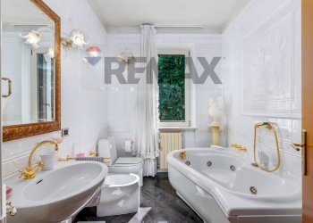 Bagno piano primo - Villa Don Giovanni Minzoni
 
12, Capriate San Gervasio - photo 25