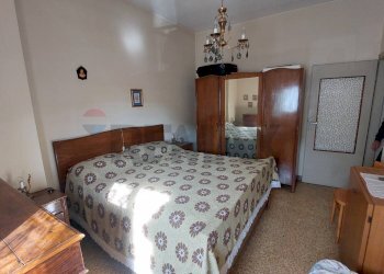 Camera / camera da letto - Independent house via zanardelli
 
8, Darfo Boario Terme - photo 30