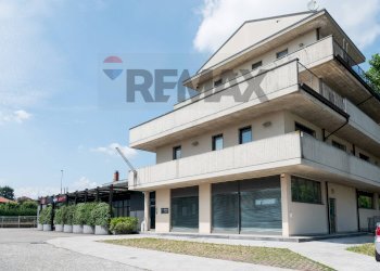 Edificio all\'aperto - Ufficio Via Provinciale
13/15, Lallio - foto 1