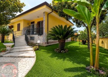 Foto 1 - Villa Via Randa, Latina - foto 1