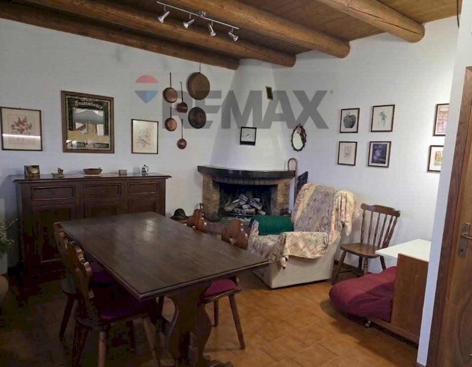 Sala da pranzo - Casa semi indipendente Via Salita Borghet
33, Feltre - foto 3