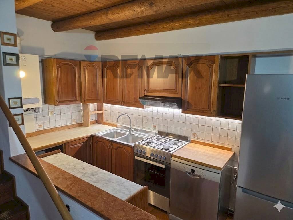 Cucina - Casa semi indipendente Via Salita Borghet
 
33, Feltre - foto 1